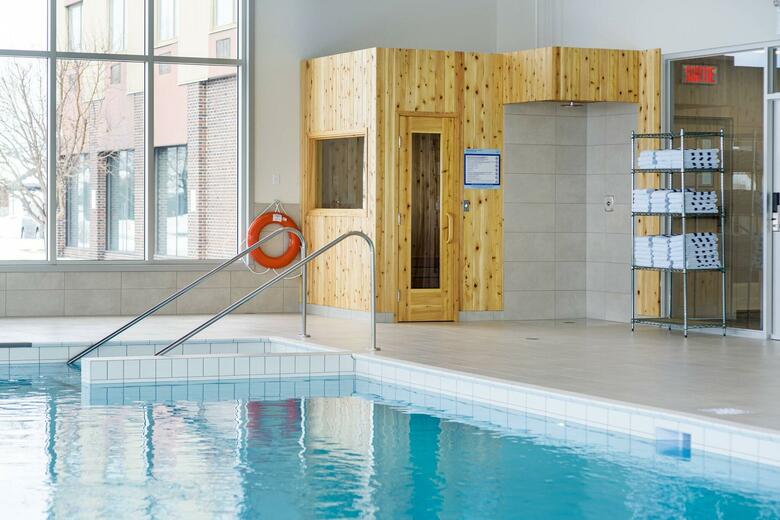 Hotel Holiday Inn Saguenay-convention Center