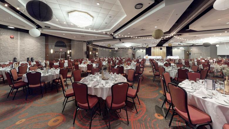 Hotel Holiday Inn Saguenay-convention Center