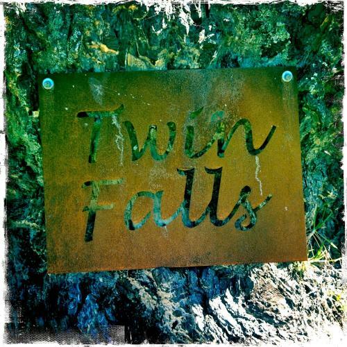 Hostal Twin Falls Bush Cottages