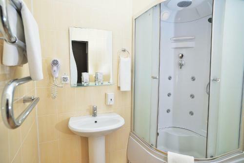 Bed & Breakfast Kristall Hotel