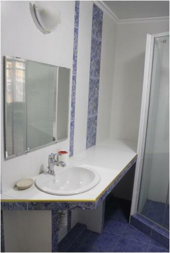 Hostal Assol Guest House