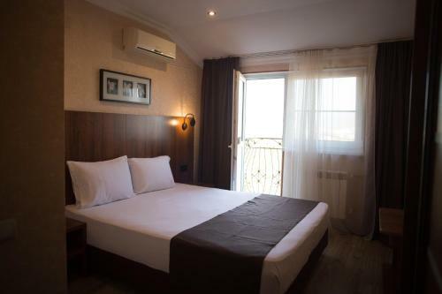 Hostal Guest House Amigo