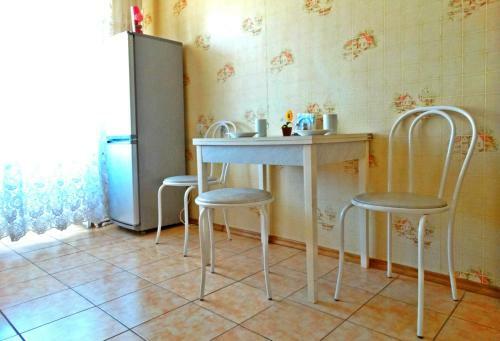 Apartamento Inndays Standart On Staronikitskaya