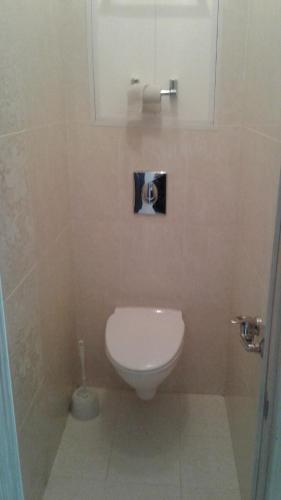 Apartment On Leyteyzena 1/4