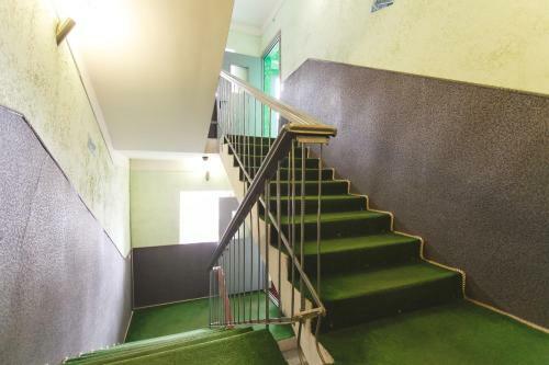 Avrora Hotel