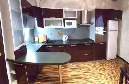2-rooms Apartment On Shirotnaya