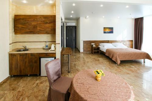 Regatta Hotel