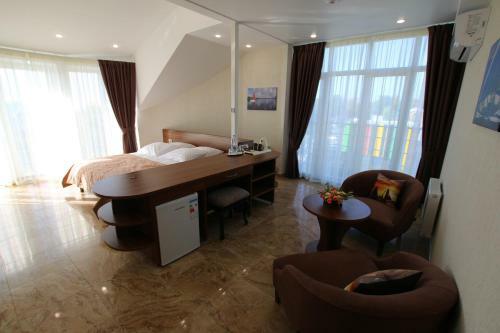 Regatta Hotel