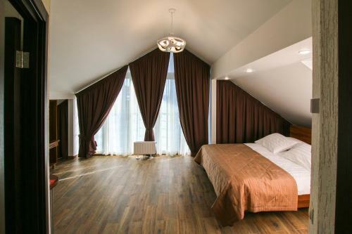 Regatta Hotel