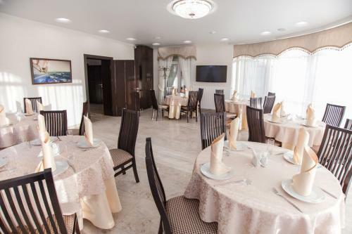Regatta Hotel