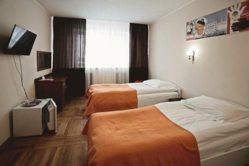 Hotel Oktyabrskaya