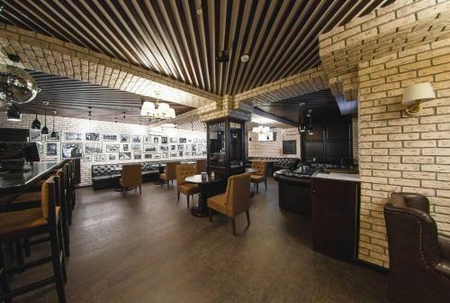 Reston Hotel & Spa