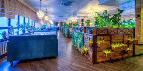 Reston Hotel & Spa