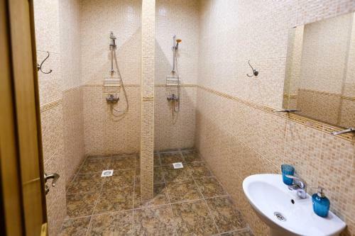 Hostal Guest House Velegozh