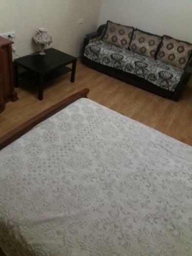 Apartamento Kvartira On Tsokolayeva