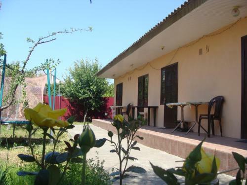 Hostal Sunny House Guest House