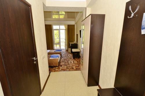 Hostal Guest House Ellada
