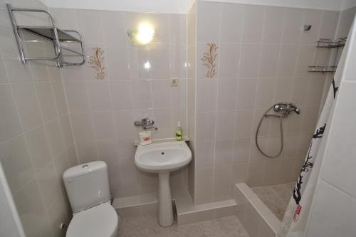 Hostal Guest House Villa U Morya