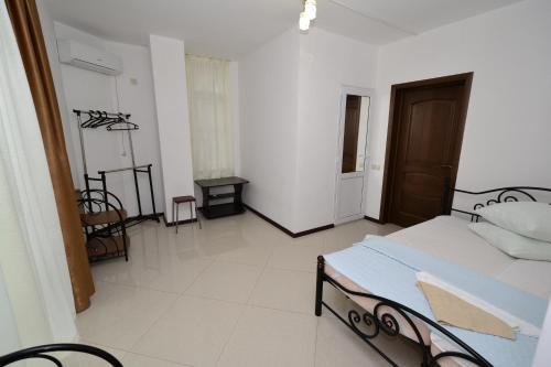 Hostal Guest House Villa U Morya