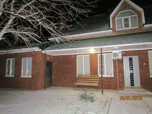 Apartment On Zarechnaya 6b