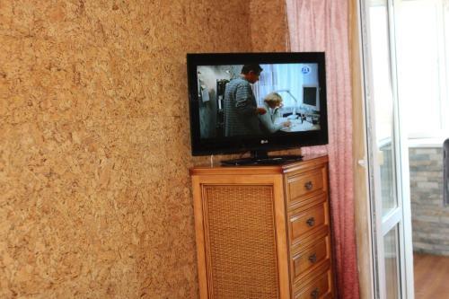 Apartment On Partizanskiy Prospekt 58