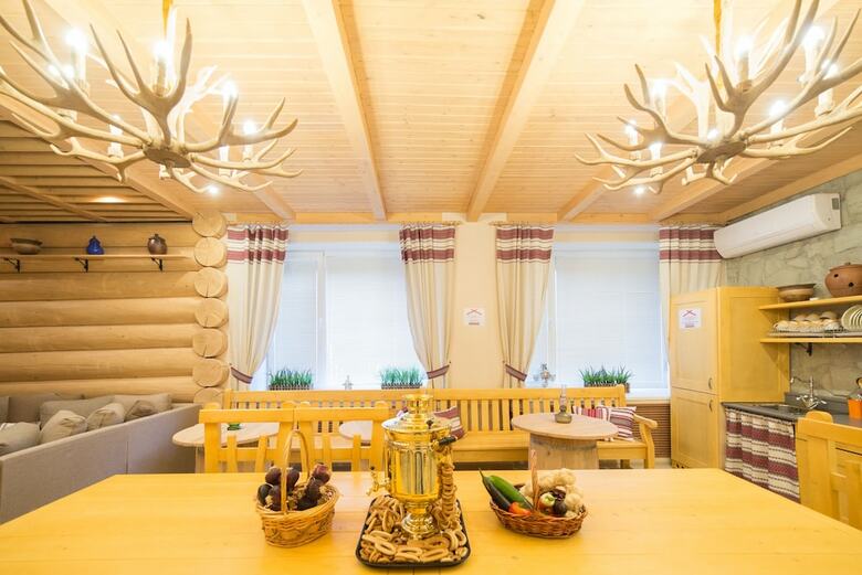 Hostel Izba