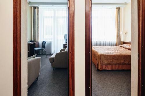 Nikolaevsky Hotel