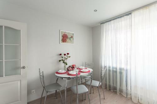 Apartments On Petina
