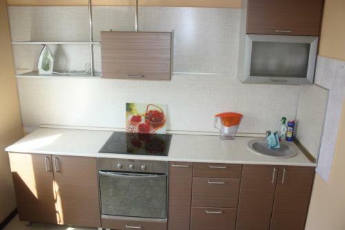Apartment On Narodnaya 8