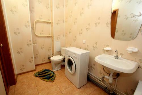 Apartment On Rassvetnoy 9a