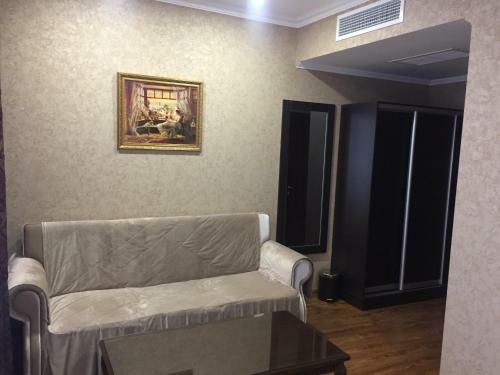 Hotel Mirazh