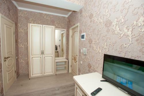 Kosmos Hotel