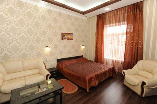 Kosmos Hotel