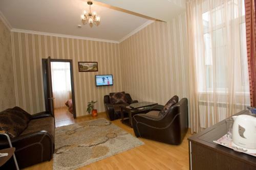 Kosmos Hotel
