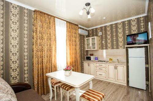Kosmos Hotel