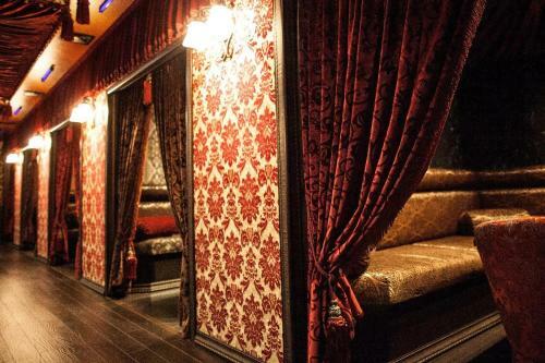 Russ Hotel