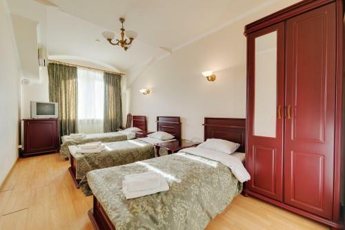 Sun Hotel