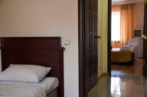 Sun Hotel