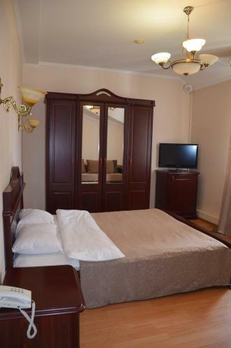 Sun Hotel