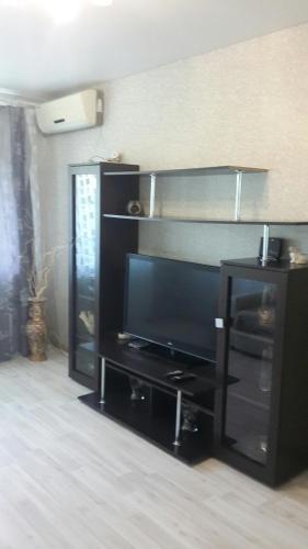 Apartment At Kommunisticheskaya 49