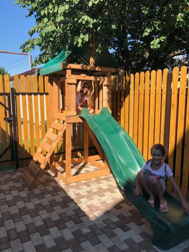 Hostal Guest House Mirana