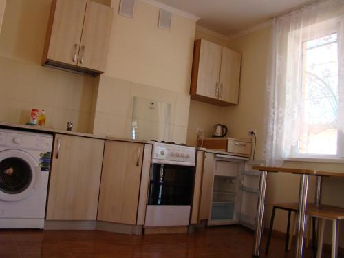 Hostal Guest House On Shmidta 147