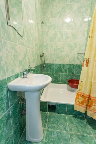 Hostal Guest House On Shmidta 147