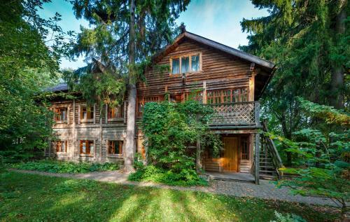 Chekhovskaya Dacha Hotel