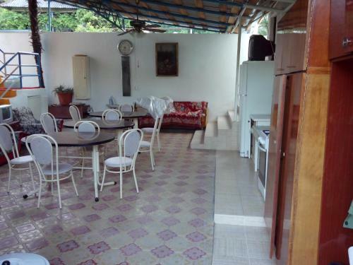 Hostal Guesthouse Gus'-khrustal'nyy