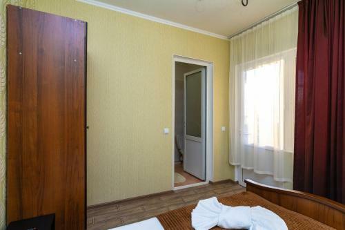 Hostal Zhasmin Guest House