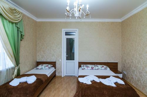 Hostal Zhasmin Guest House