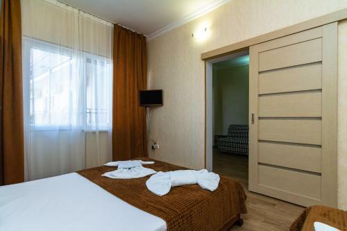 Hostal Zhasmin Guest House