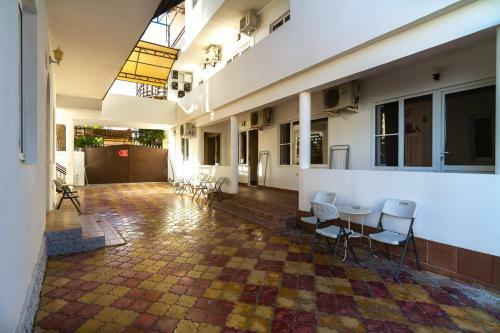 Hostal Zhasmin Guest House
