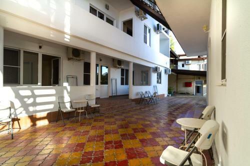 Hostal Zhasmin Guest House